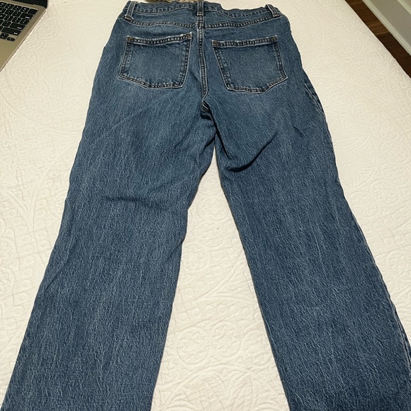 Universal Threads Ripped Blue Jeans - Picture 3 of 3